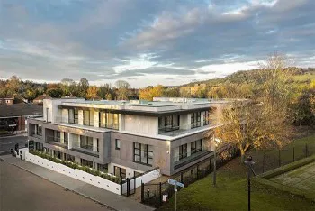 Taylor Place 064 1 min