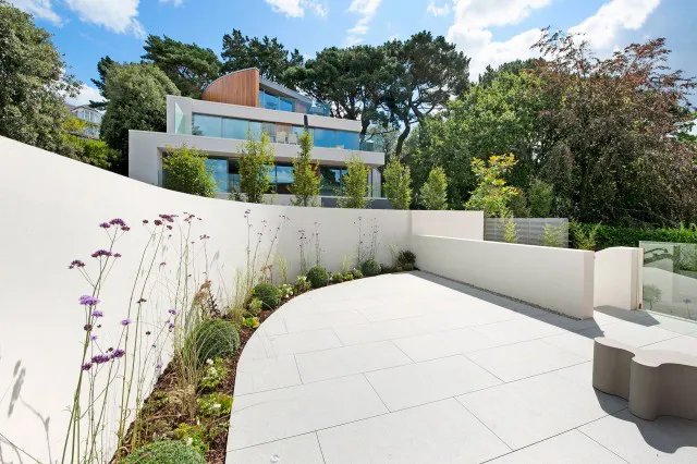 Brudenell Avenue 133305 ph35