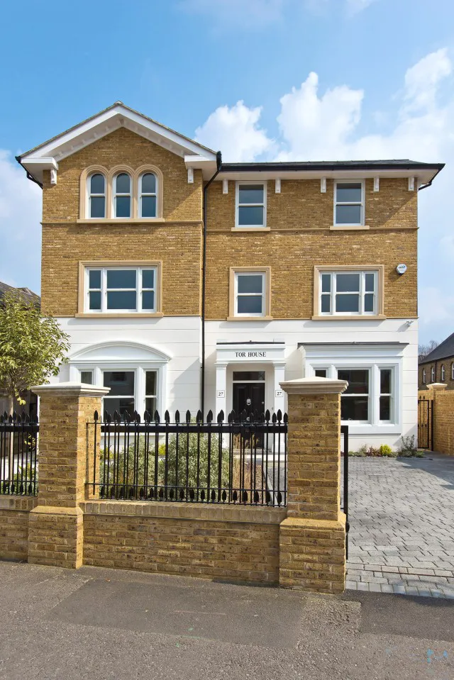 Tor House East Molesey Surrey 6
