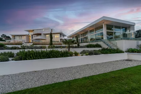 2Hampshire Light 50 Newtown Road 118 SR