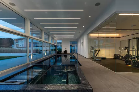 2Hampshire Light 50 Newtown Road 122